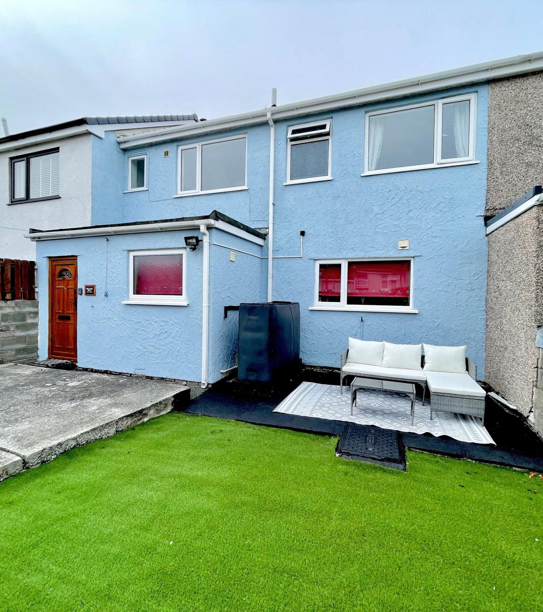 Cae Glas Apartments Holyhead Eksteriør billede